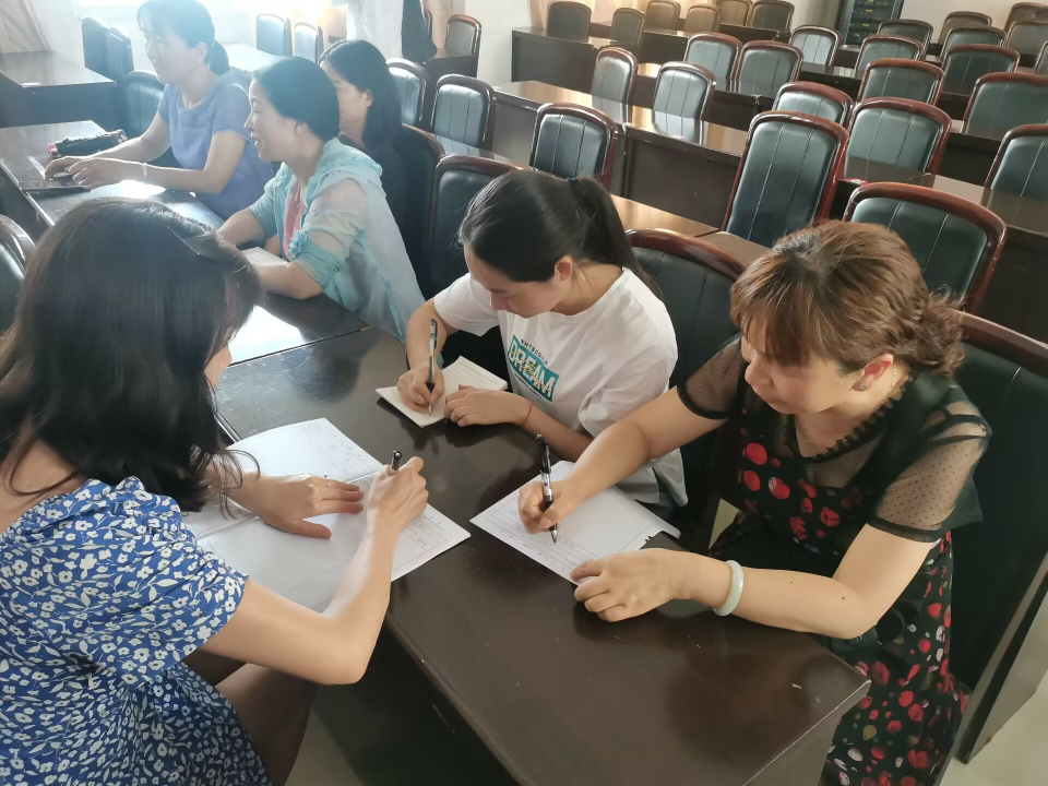 宁南县初中语文金天敏名师工作室中考语文复习备考研讨会￼